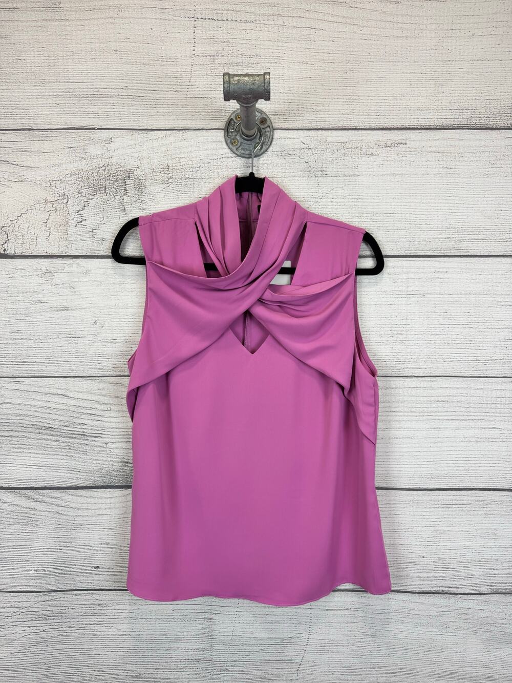 Strut & Bolt Women's Light Purple Sleeveless Criss Cross Top Size Medium